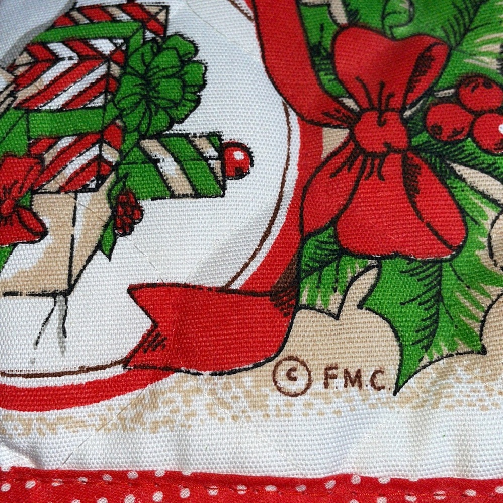 Vintage NWT.  Kitchen Compliments Oven Mitts - Picture 3 of 4
